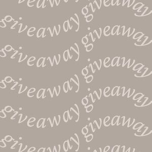 I AM PAYING FOR YOUR SHIPPING💋+ free gift